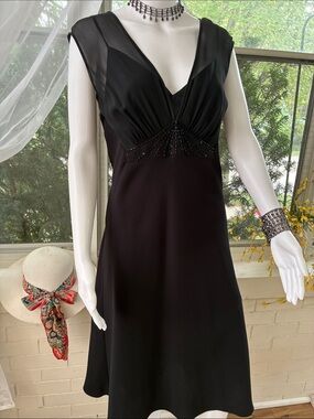 Jones New York Black V-Neck Sheer Bodice Midi Dress